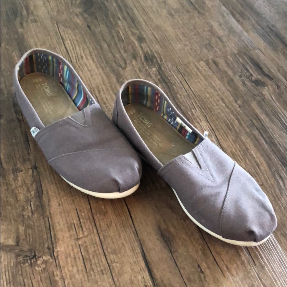 TOMS Shoes
